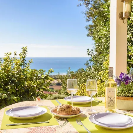 Ebea By Vintage Travel الايور